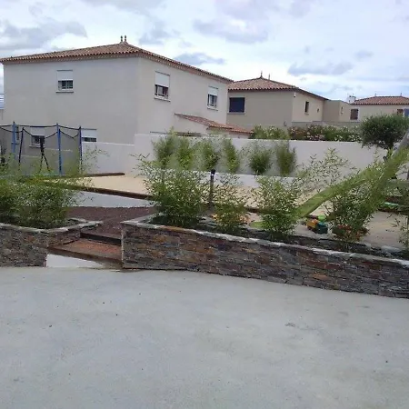 Appt Avec Piscine Commune A Debordement +jacuzzi * جوبيجنياك