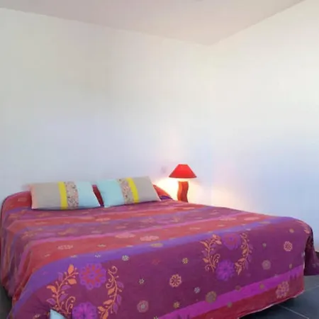 Appt Avec Piscine Commune A Debordement +jacuzzi بيت للعطل